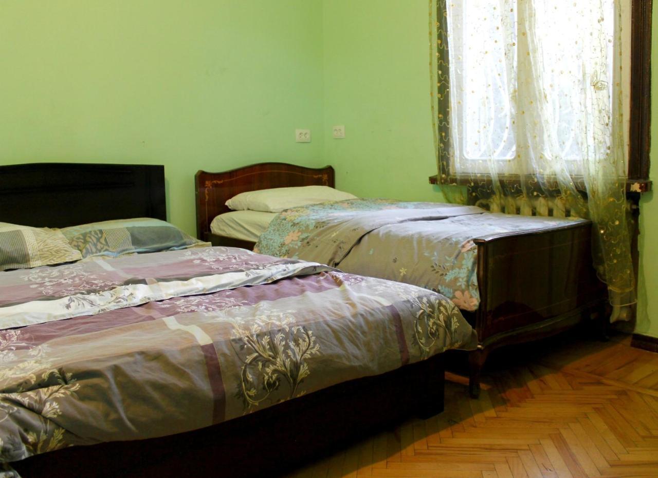 Colors Hostel Tbilisi Exterior photo